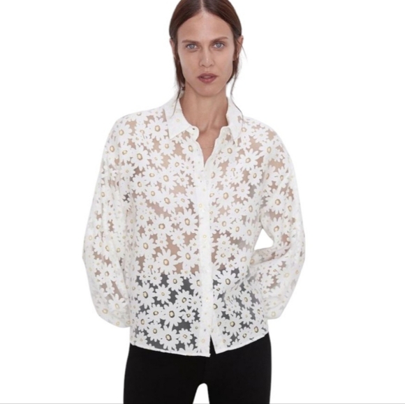 Zara Daisy Floral White Semi Sheer Button Up Blouse Size Small - Picture 1 of 10